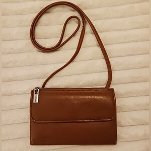 Fossil Leather Crossbody Bag - Sleek Wallet Purse